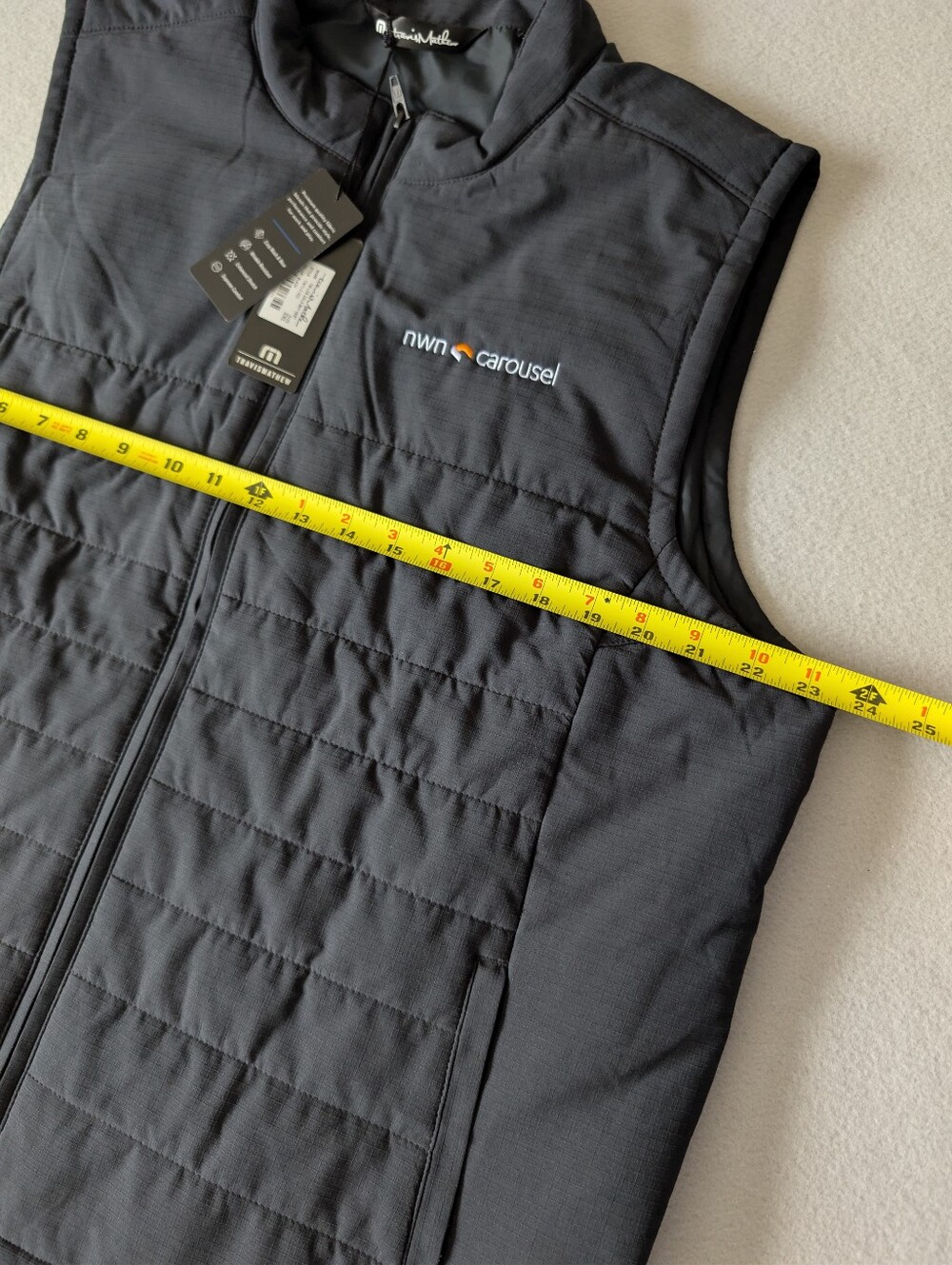 Travis Mathew Cold Bay Black Quilted Puffer Vest Lightweight XXL Preppy Golf image 4